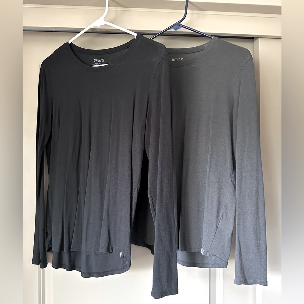 Figs under scrub set of 2! Small, black and charcoal gray